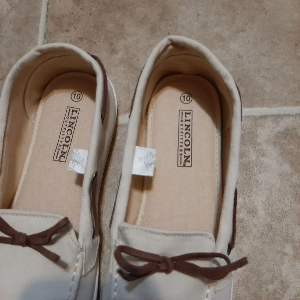 Lincoln Outfitters White Flats Sneaker Men Size 10 Casual Travel
